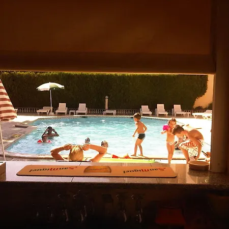 Marina Sol Hotel 2*